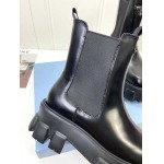 2025年10月22日入荷新作Prada女性用35-41靴人気商品★/誕生日プレゼント/高品質/SL工場