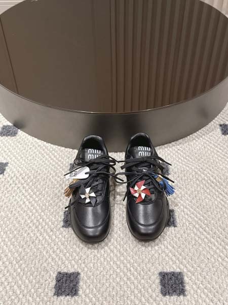2025年10月22日入荷新作MiuMiu女性用35-41靴...