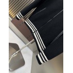 2025年10月22日秋冬入荷新作MONCLERダウンジャケット高品質 人気商品/DD工場