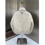 2025年10月22日秋冬入荷新作Prada ダウンジャケット高品質 人気商品/DD工場
