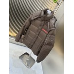 2025年10月22日秋冬入荷新作Pradaダウンジャケット高品質 人気商品/DD工場