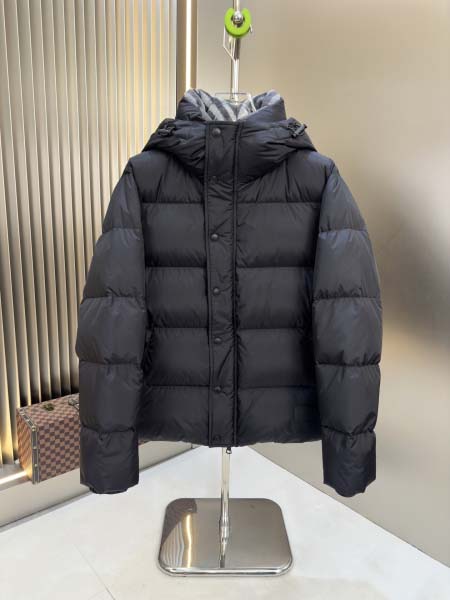 2025年10月22日秋冬入荷新作Burberryダウンジャ...