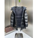 2025年10月22日秋冬入荷新作Pradaダウンジャケット高品質 人気商品/DD工場