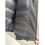 2025年10月22日秋冬入荷新作PRADA ダウンジャケット高品質 人気商品/DD工場
