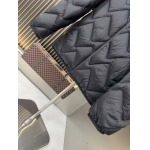 2025年10月23日秋冬入荷新作MONCLERダウンジャケット高品質 人気商品/DD工場