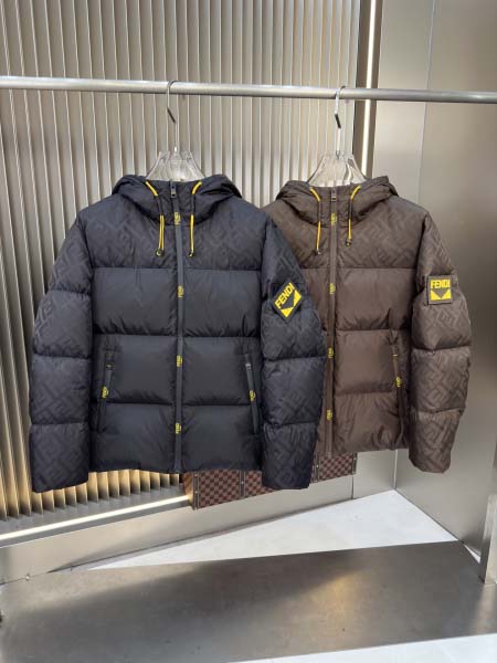 2025年10月23日秋冬入荷新作Fendiダウンジャケット...