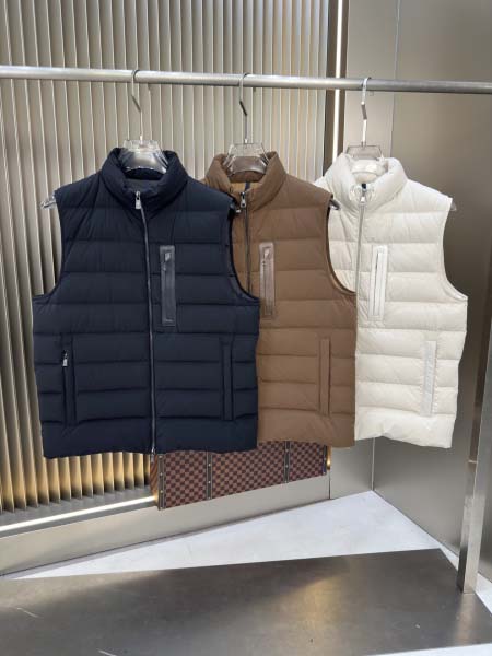 2025年10月23日秋冬入荷新作MONCLERダウンジャケ...