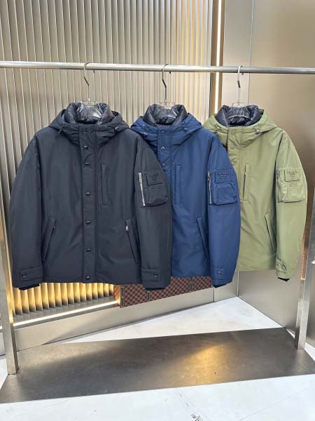 2025年10月23日秋冬入荷新作Pradaダウンジャケット...