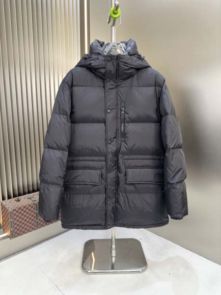 2025年10月23日秋冬入荷新作Burberryダウンジャ...