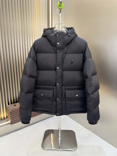2025年10月23日秋冬入荷新作Burberryダウンジャ...
