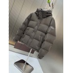 2025年10月23日秋冬入荷新作Burberryダウンジャケット高品質 人気商品/DD工場