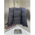 2025年10月23日秋冬入荷新作Pradaダウンジャケット高品質 人気商品/DD工場