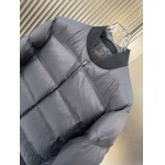 2025年10月23日秋冬入荷新作MONCLERダウンジャケット高品質 人気商品/DD工場