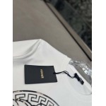 2025年10月26日入荷秋冬新作Versace長袖 Tシャツ高級品/MP工場