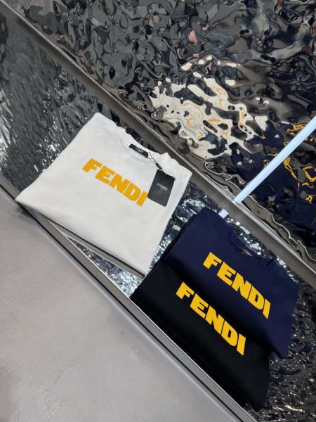 2025年10月26日入荷秋冬新作Fendi同じデザインで長...