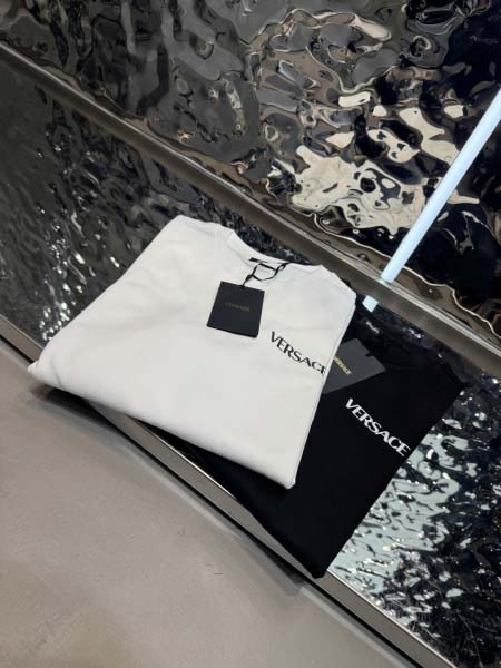 2025年10月26日入荷秋冬新作Versace長袖 Tシャ...