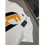 2025年10月26日入荷秋冬新作Fendi半袖Tシャツ高級品/MP工場