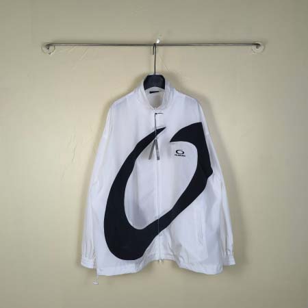 2025年10月28日秋冬新作Balenciagaジャケット...