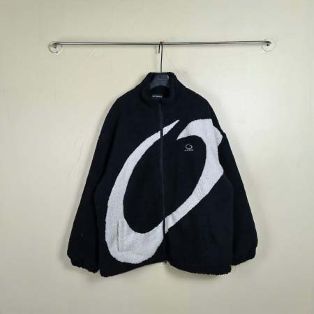 2025年10月28日秋冬新作Balenciagaジャケット...