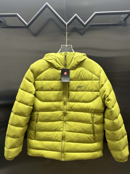 2025年10月28日秋冬新作ARCTERYX   ダウンジ...