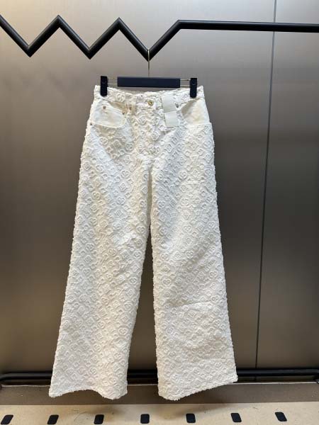 2025年10月28日秋冬新作Louis Vuittonズボ...