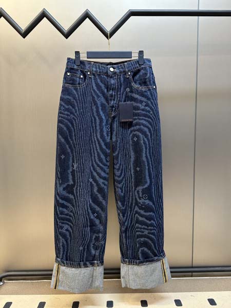 2025年10月28日秋冬新作Louis Vuittonジー...