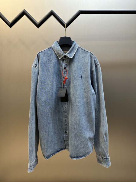 2025年10月28日秋冬新作SaintLaurentジャケ...