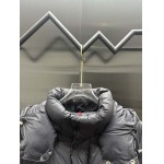 2025年10月28日秋冬新作Monclerダウンジャケット高品質人気商品/LDF工場