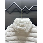 2025年10月28日秋冬新作Monclerダウンジャケット高品質人気商品/LDF工場