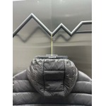 2025年10月28日秋冬新作Monclerダウンジャケット高品質人気商品/LDF工場
