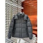 2025年10月30日秋冬新作Pradaダウンジャケット高品質人気商品/LDF工場