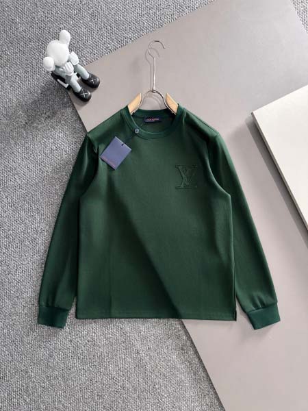 2025年10月31日秋冬新作Louis Vuittonスウ...