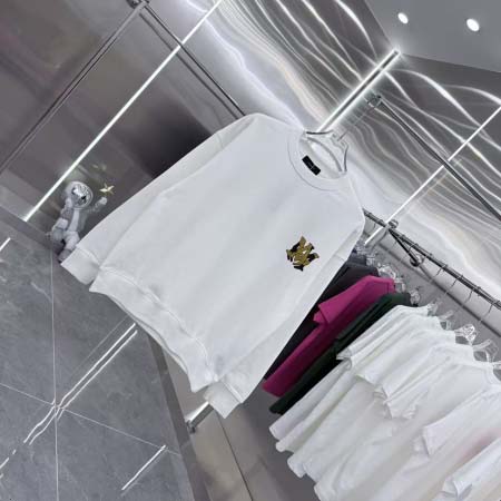 2025年11月3日秋冬新作AMIスウェット高品質人気商品/LDF工場