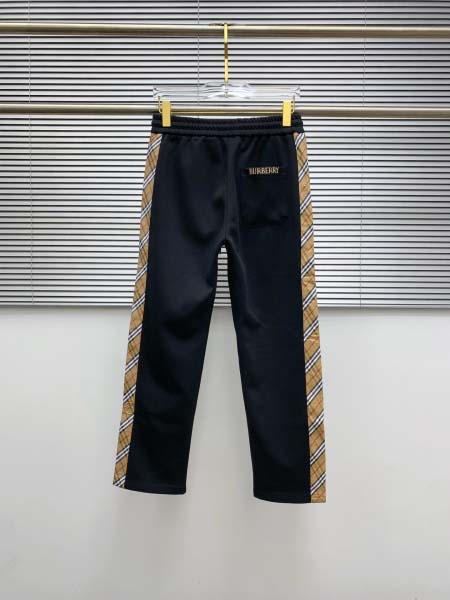 2025年11月4日秋冬新作Burberryズボン高品質人気商品/LDF工場