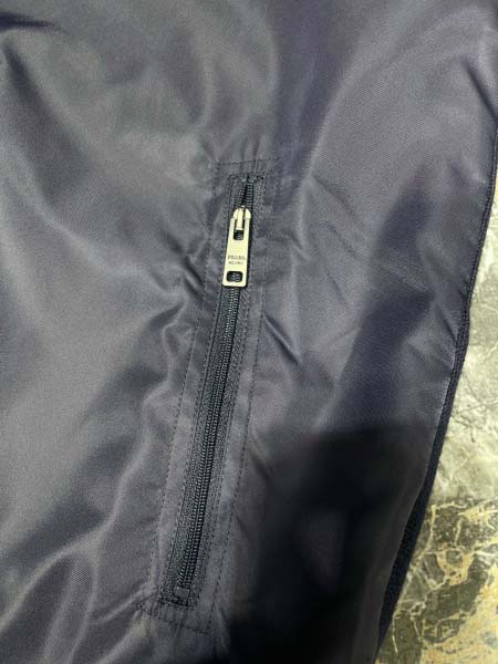 2025年11月4日秋冬新作Pradaジャケット高品質人気商品/LDF工場