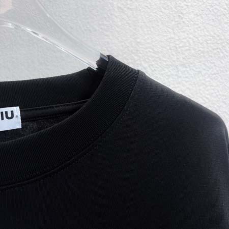 2025年11月7日秋冬新作MIUMIU長袖高品質人気商品/LDF工場