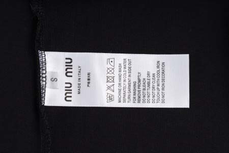 2025年11月7日秋冬新作miumiu長袖高品質人気商品/LDF工場