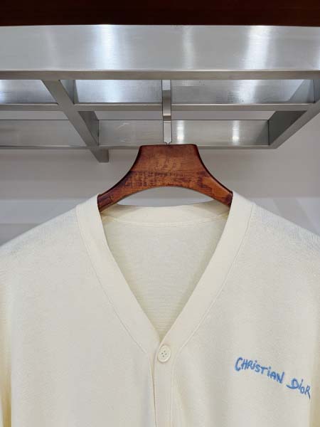 2025年11月7日秋冬新作Dior ニットカーディガン  高品質人気商品/LDF工場