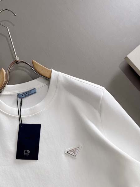 2025年11月11日秋冬新作PRADAtシャツ人気商品/LDF工場