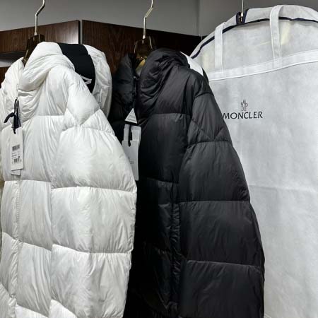 2025年11月14日秋冬新作Monclerダウンジャケット高品質人気商品/QIU工場