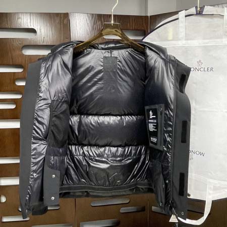 2025年11月14日秋冬新作Monclerダウンジャケット高品質人気商品/QIU工場