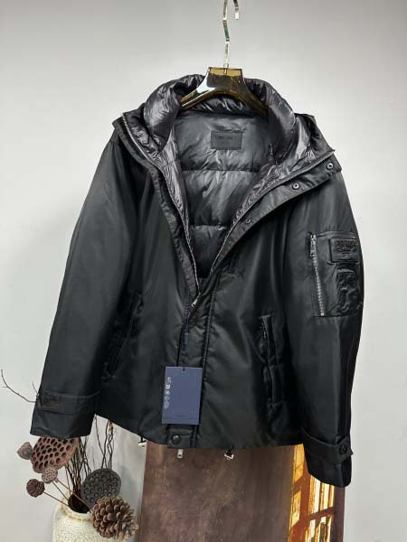 2025年11月14日秋冬新作PRADAダウンジャケット高品質人気商品/QIU工場