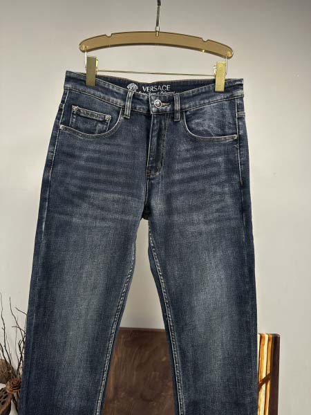 2025年11月14日秋冬新作VERSACEジーパン高品質人気商品/QIU工場