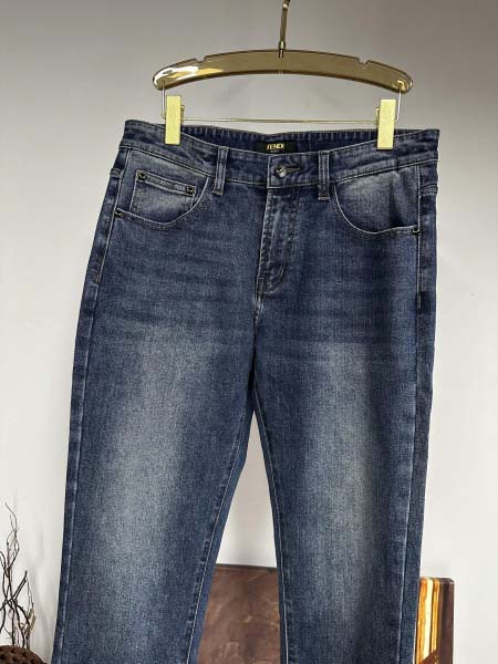 2025年11月17日秋冬新作FENDIジーパン高品質人気商品/QIU工場