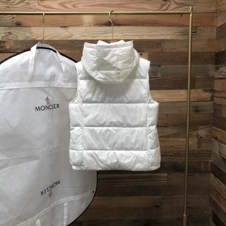 2025年11月17日秋冬新作Monclerダウンジャケット高品質人気商品/QIU工場