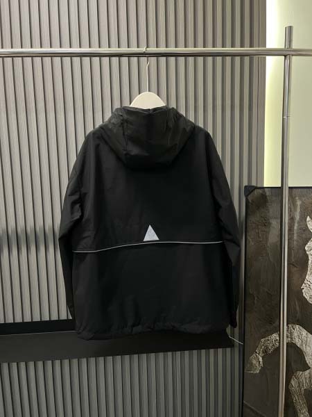 2025年11月17日秋冬新作Monclerジャケット高品質人気商品/QIU工場