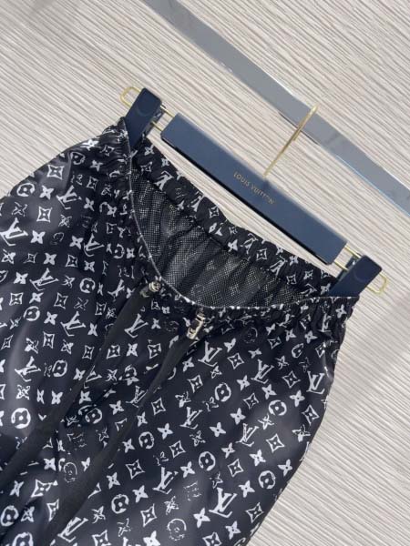 2025年11月18日入荷秋冬新作Louis Vuitton 上下ファッション/誕生日プレゼント/贈り物 can工場