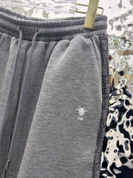 2025年11月18日入荷秋冬新作Dior 上下ファッション/誕生日プレゼント/贈り物 can工場