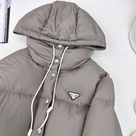 2025年11月18日入荷秋冬新作Pradaファッション/誕生日プレゼント/贈り物 can工場