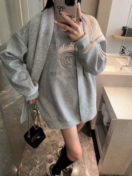 2025年11月20日入荷秋冬新作シャネル スウェットファッション/誕生日プレゼント/贈り物 can工場